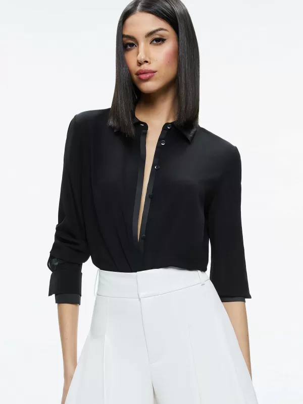 Women Alice and Olivia Willa Relaxed Placket Top With Piping Detail